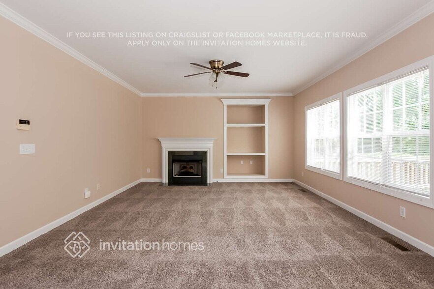 Building Photo - 5925 Mapleview Pl