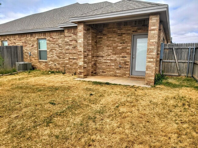 Building Photo - 2219 Quitman Ave