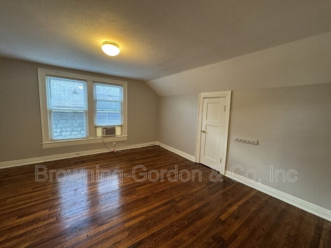 Building Photo - 1503 Bernard Ave