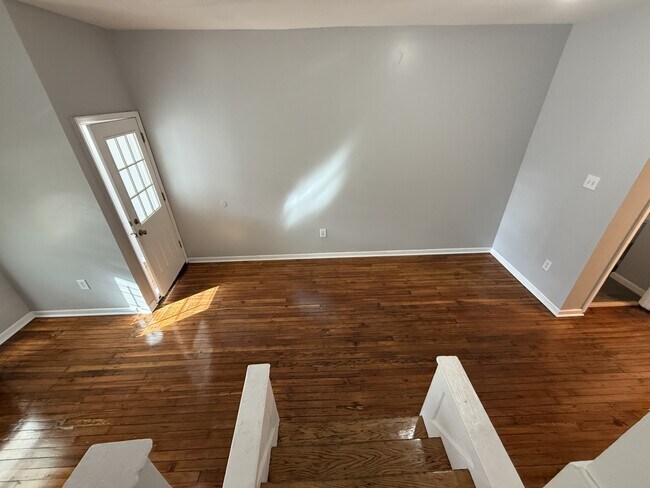 Building Photo - 1138 Princess Ave