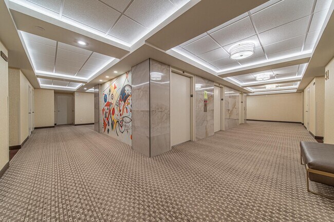 Building Photo - 200 Winston Dr