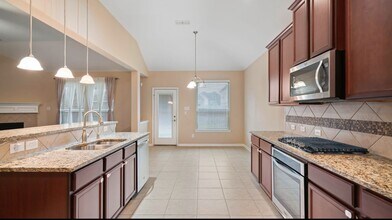 Building Photo - 2003 Pleasant Springs Ln