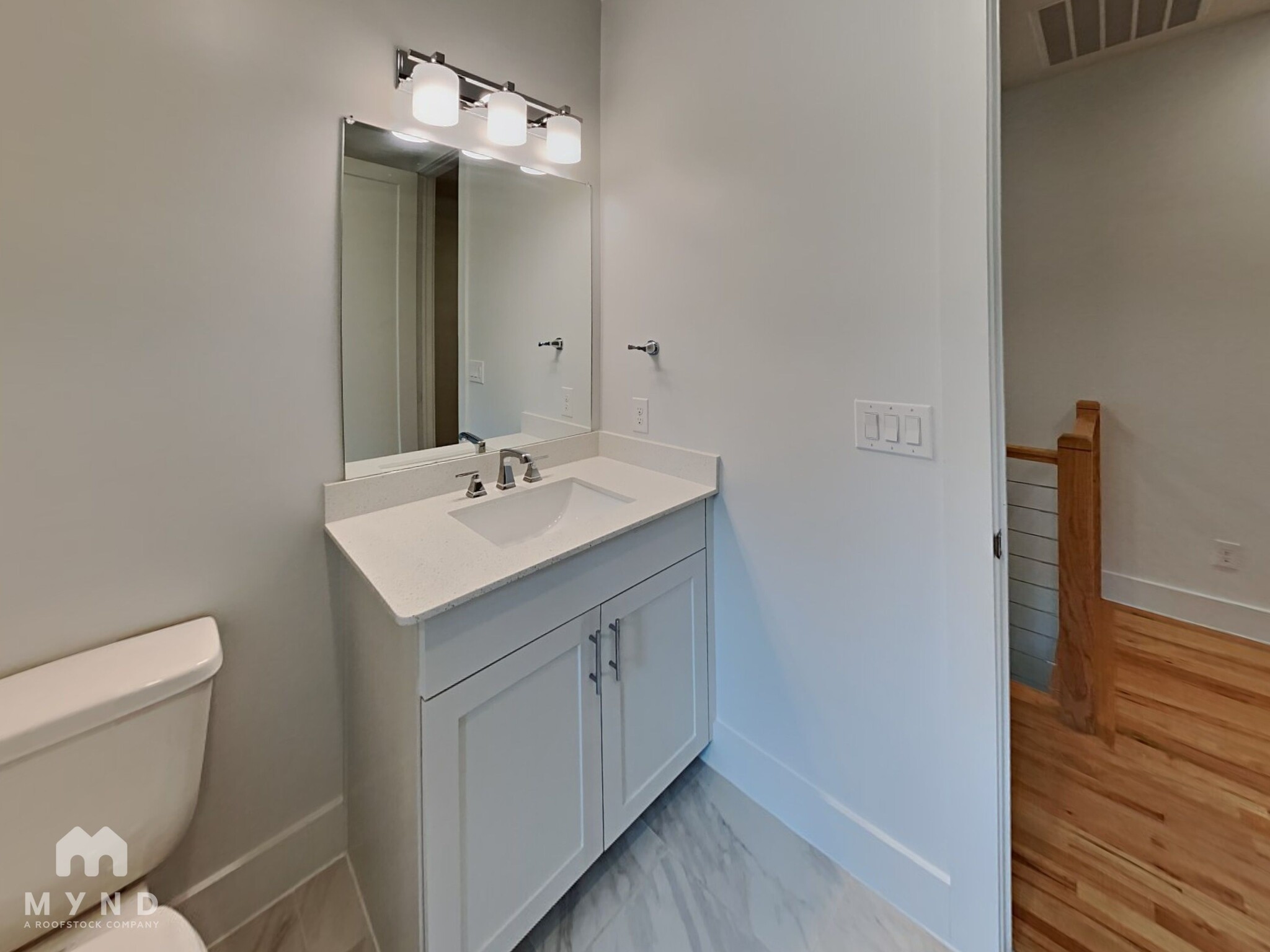 Building Photo - 2345 Vagas St
