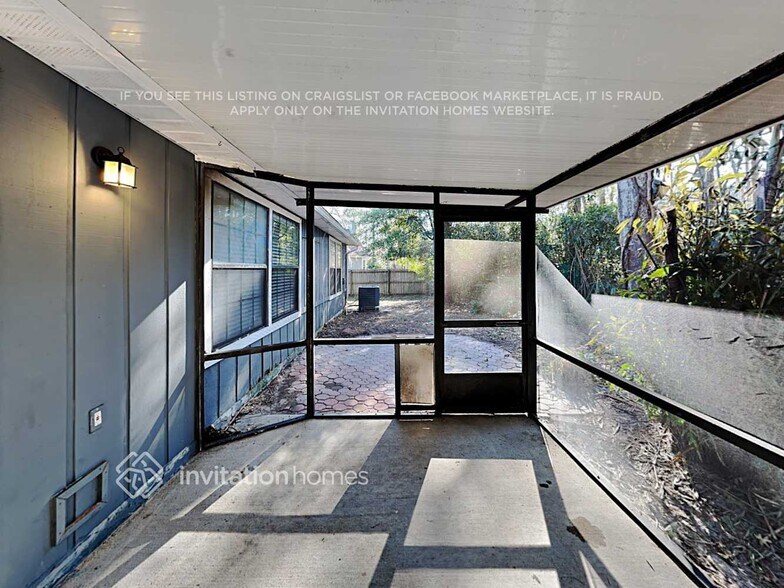 Building Photo - 11252 Stoney Point Ln W