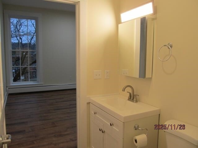 Building Photo - 2 Pleasant St