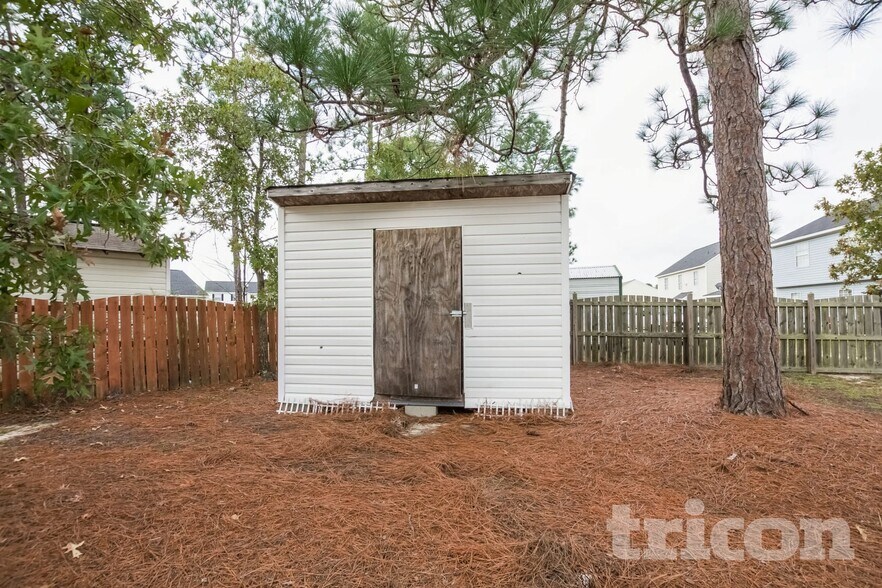 Building Photo - 7 Barnley Ct