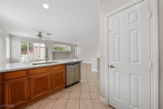 Building Photo - 11062 Evvie Ln