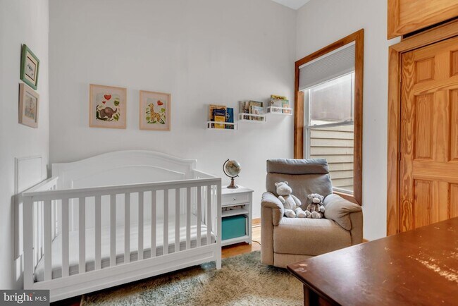 Building Photo - 1810 6th St NW