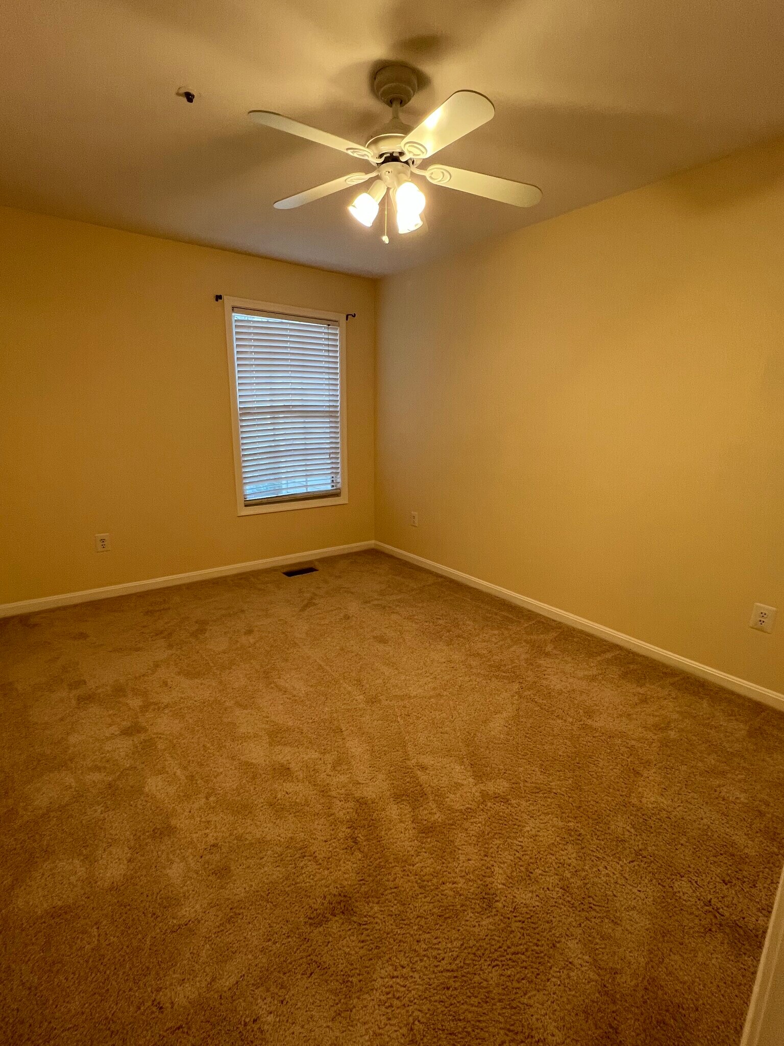 Building Photo - 13829 Bronco Pl