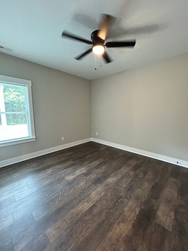 Building Photo - BRAND NEW Ringgold GA Home | 3 Beds, 2.5 Baths, 2.5 Car Garage