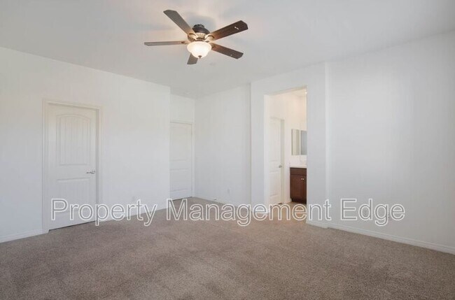 Building Photo - 40358 Calle Real