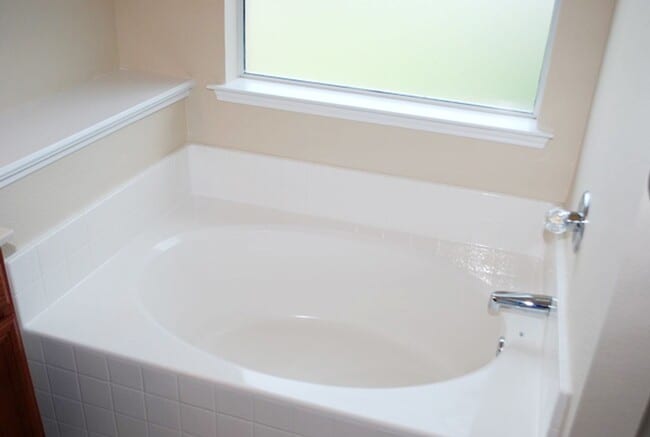 Building Photo - VIEW NOW - COMING SOON - Beautiful 3-Bed, 2-Bath Home in Keller ISD