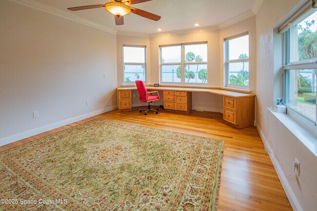 Building Photo - 1613 Indian River Dr