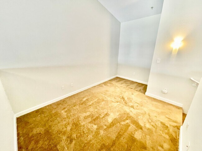 Building Photo - Studio Loft in Downtown San Diego w/ Vault...