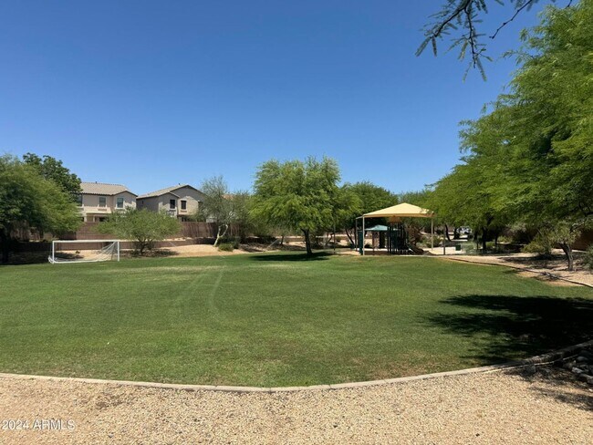 Building Photo - Charming 4 Bed 3 Bath Home in Norterra Area