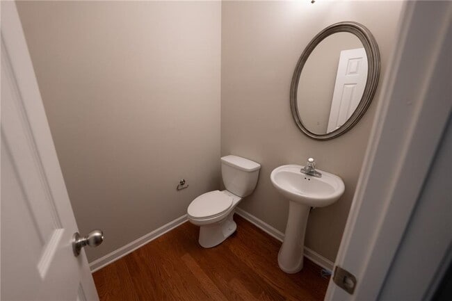 Building Photo - 4995 Berkeley Oak Dr