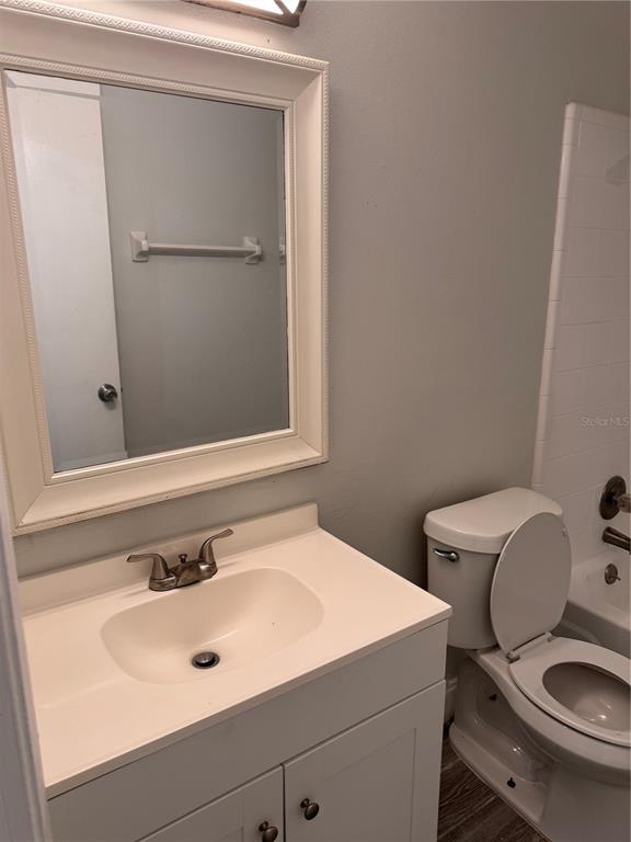 Building Photo - 1826 Foxhall Cir