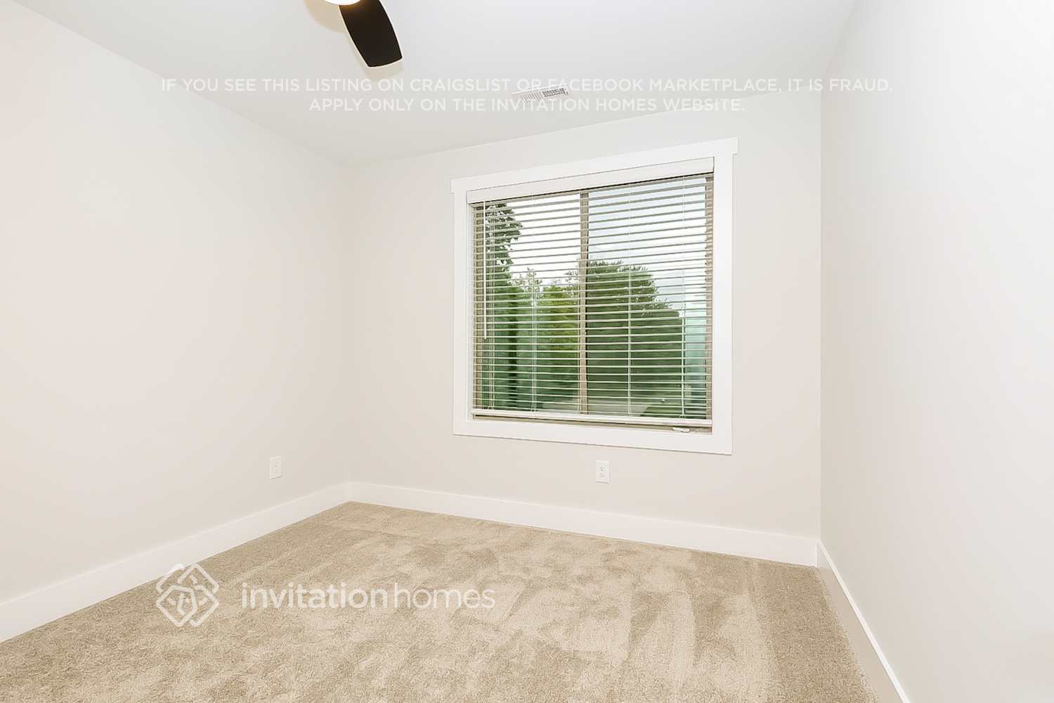 Building Photo - 211 Golf Club Ln