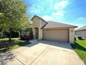 Building Photo - 1810 Laminar Creek Road