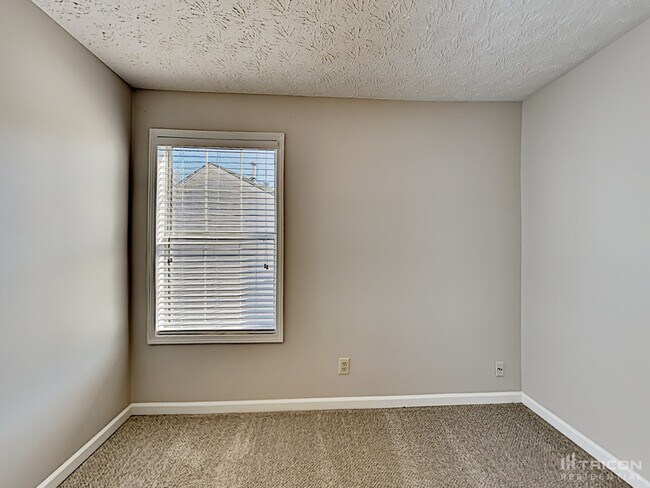 Building Photo - 4242 Tenneyson Lane Austell GA