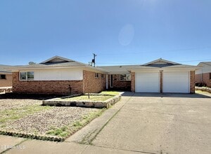 Building Photo - 5208 La Taste Ave