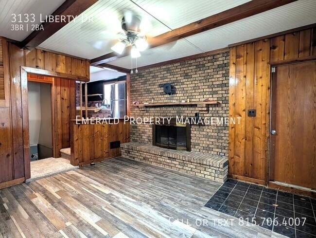 Building Photo - 3133 Liberty Dr
