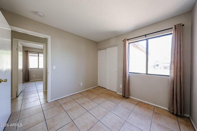 Building Photo - 8517 W College Dr