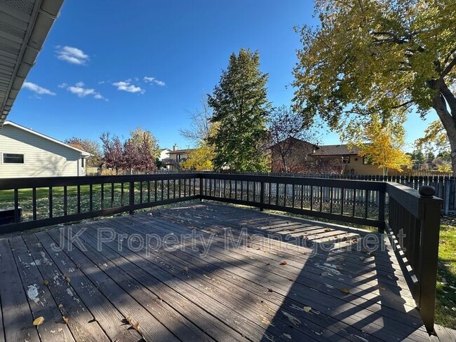 Building Photo - 608 Swan Ct