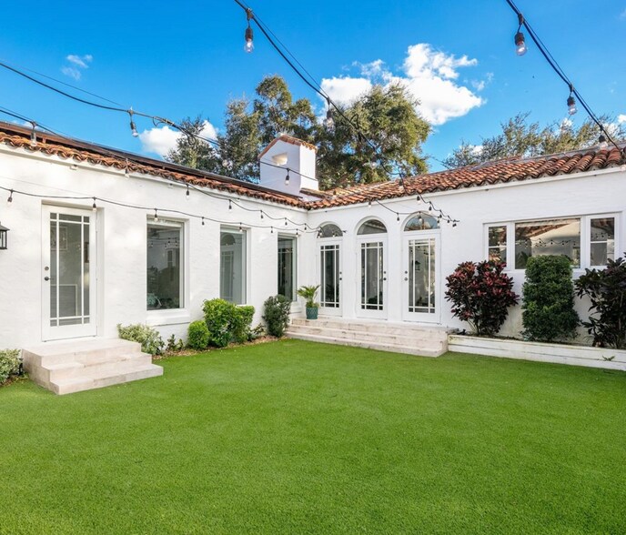 Building Photo - 113 NE 101st St