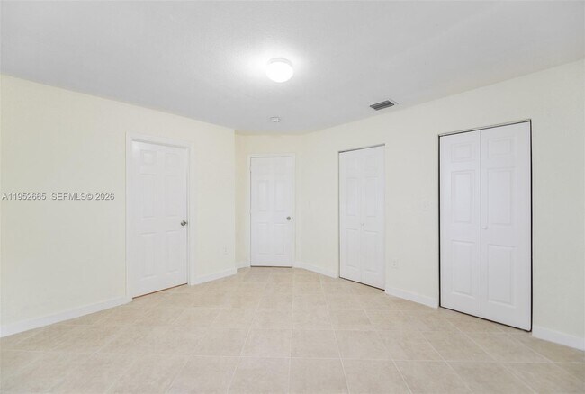 Building Photo - 6320 NW 1st Pl