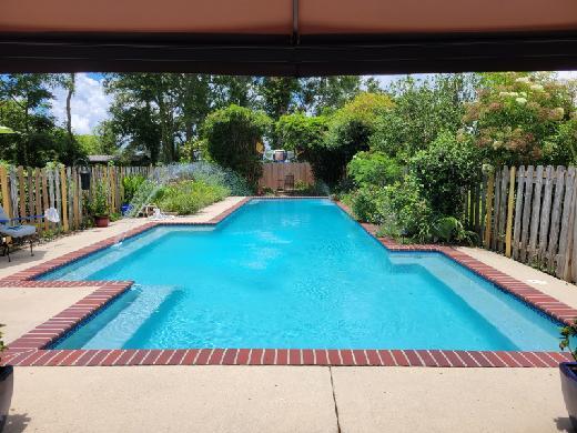 Building Photo - 526 W Main St