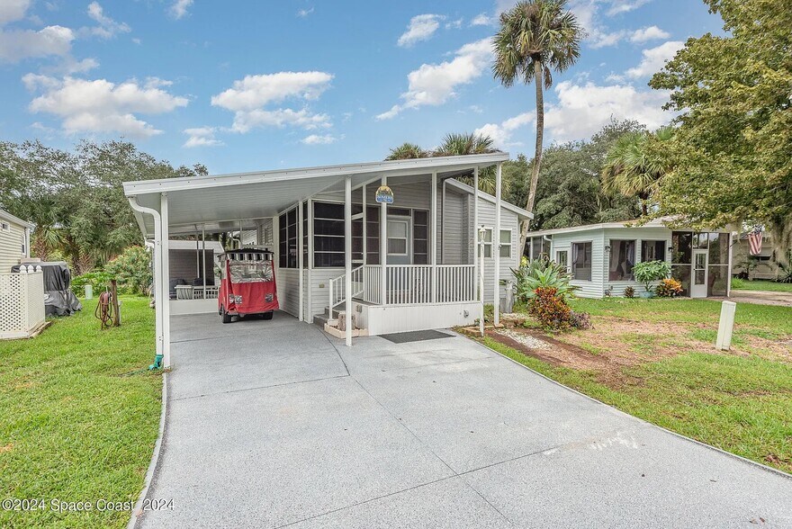 Primary Photo - 79 Sunset Dr