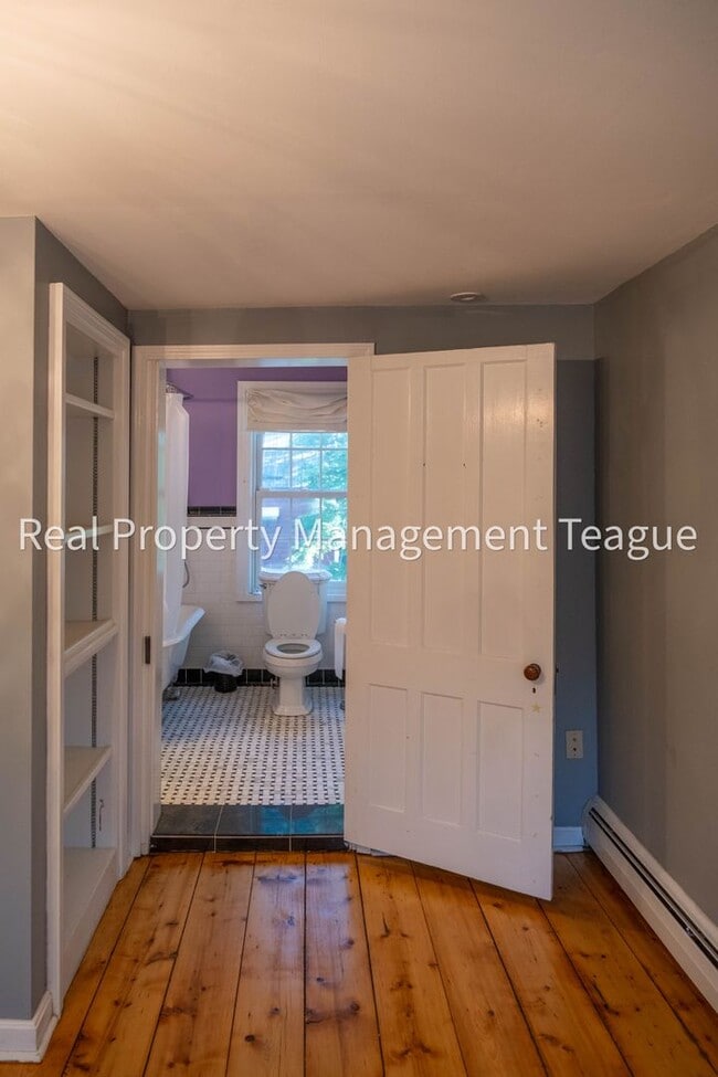 Building Photo - Dream home in Altamont