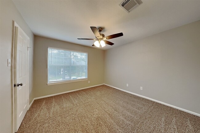 Building Photo - 3918 Appalachian Trail