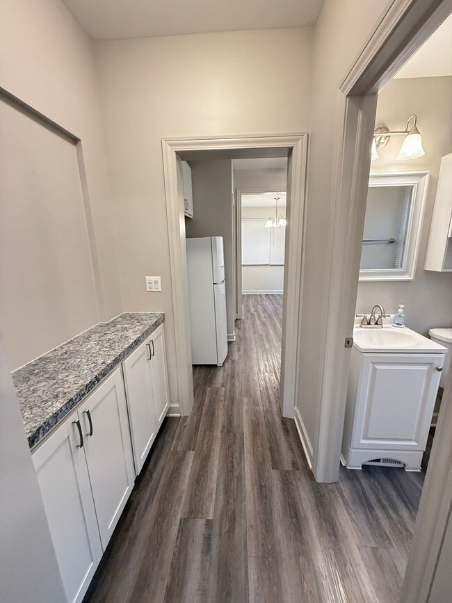 Building Photo - NEW REMODELED- 2 bedroom duplex