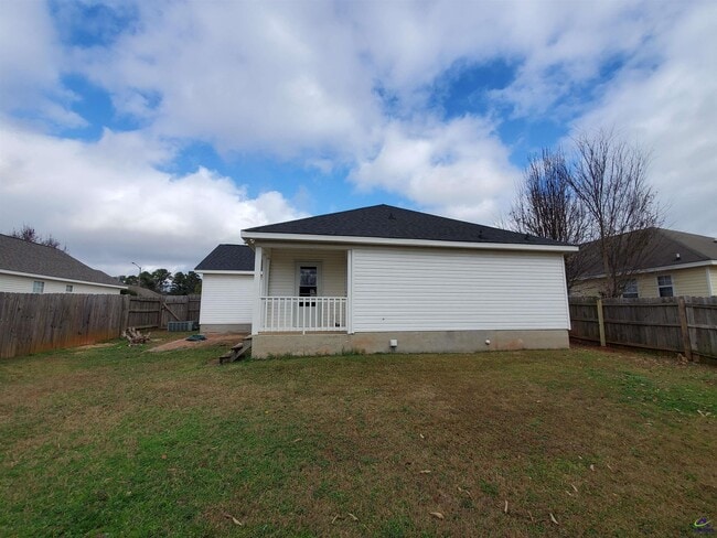 Building Photo - 113 Kentshire Ln