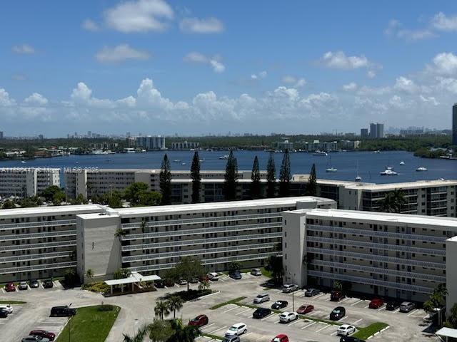Building Photo - 18021 Biscayne Blvd