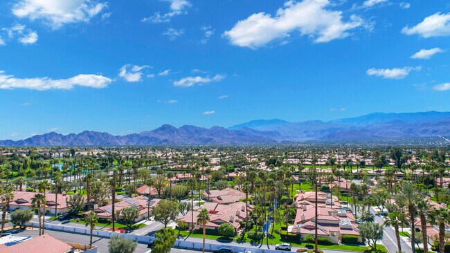 Building Photo - 166 Wimbledon Ct