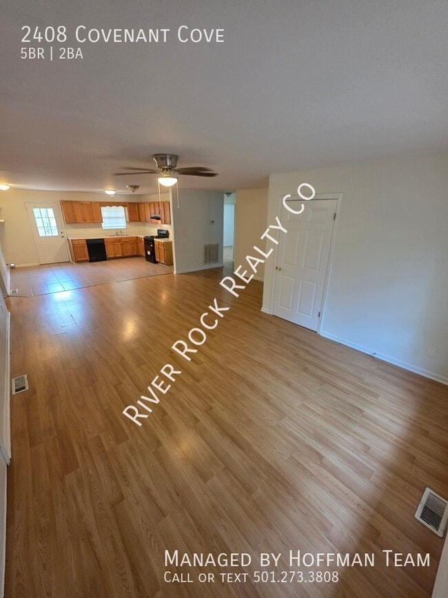 Building Photo - 2408 Covenant CV