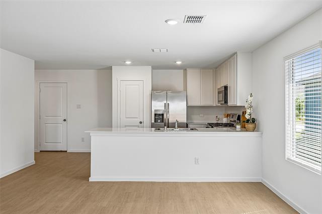 Building Photo - 9213 Schram Rd