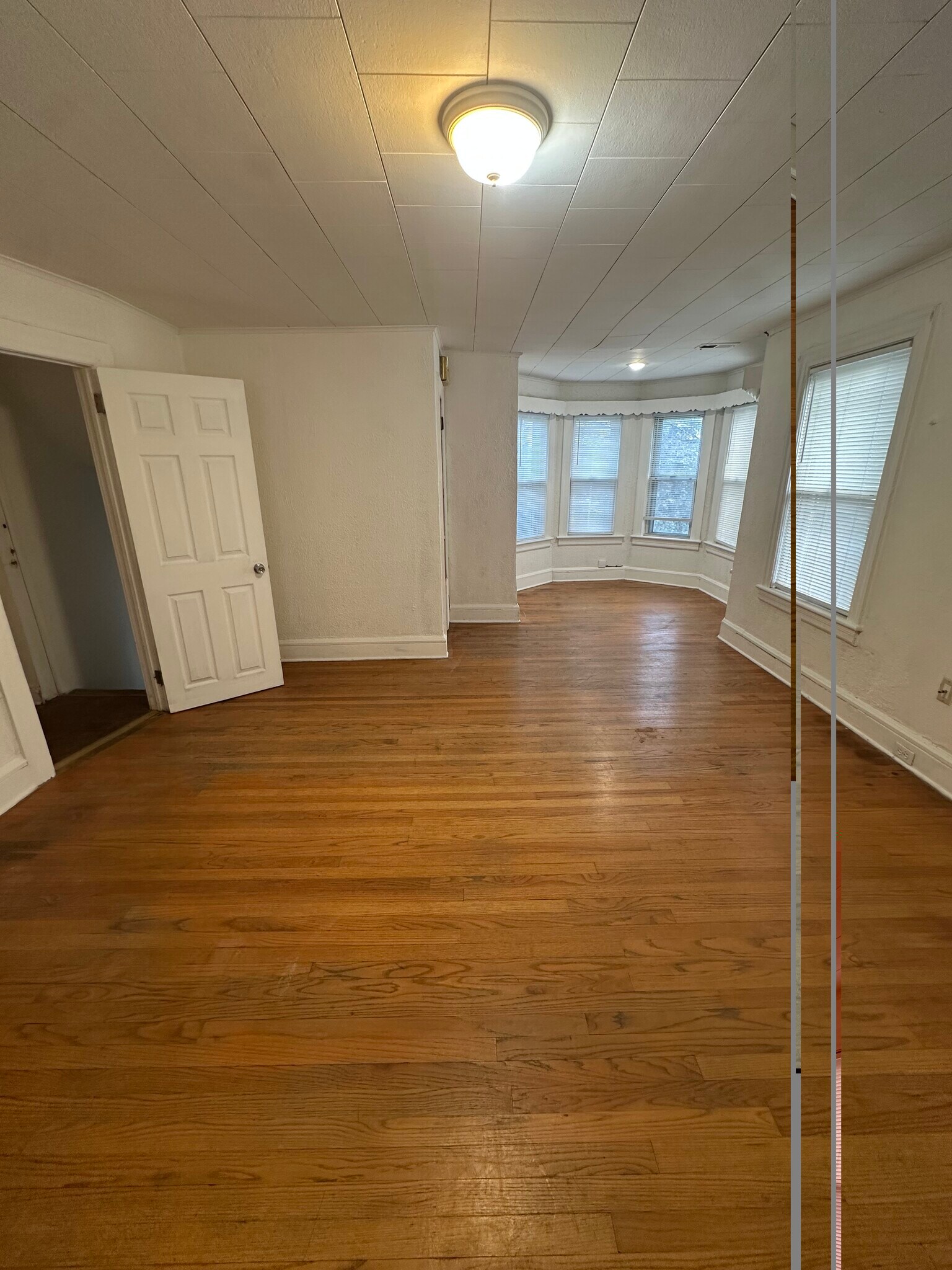 Building Photo - 212 Jackson Ave