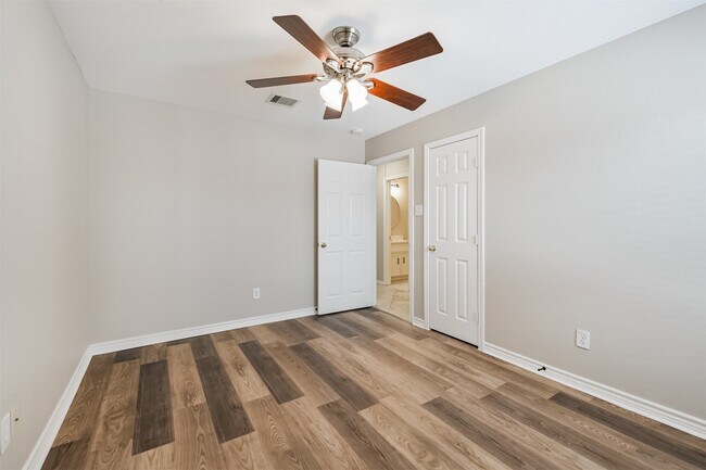 Building Photo - 26845 Iron Manor Ln