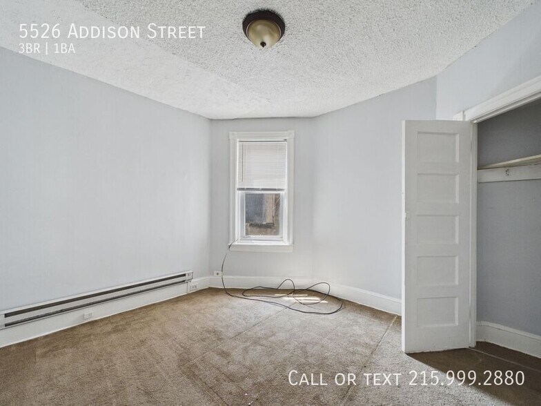 Building Photo - 5526 Addison St