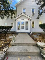 Building Photo - 134 E Maple St