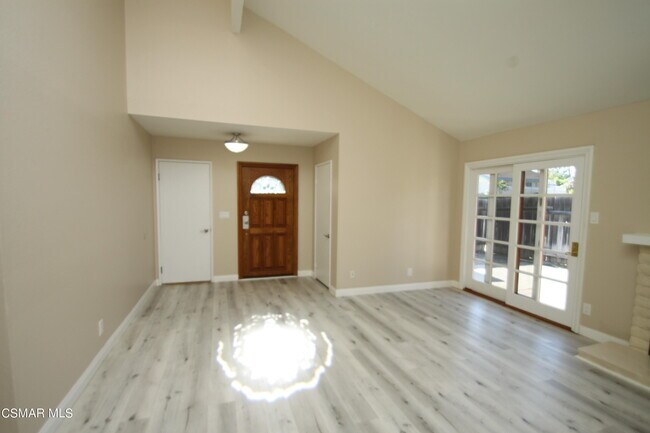 Building Photo - 684 Paseo Montecito