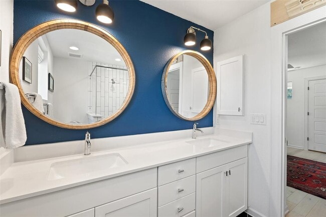 Building Photo - 209 Ben Howell Dr