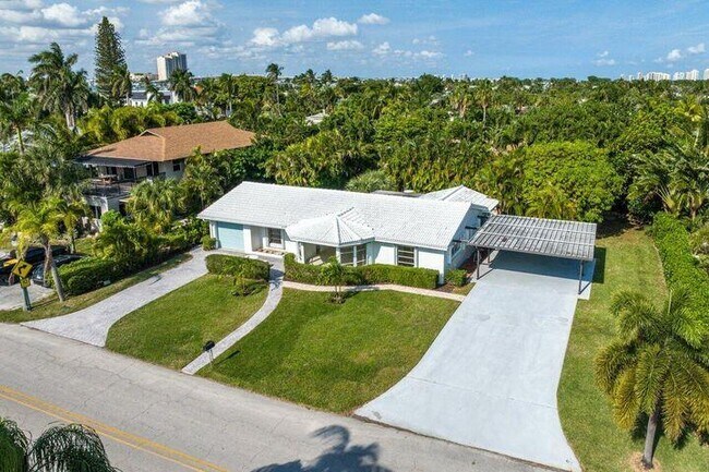 Building Photo - 325 Inlet Way
