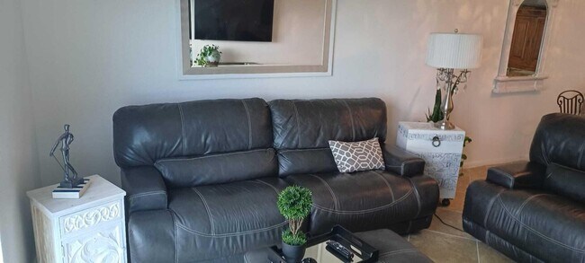 Building Photo - 2800 N Hwy A1A