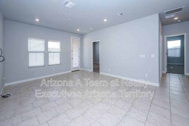 Building Photo - 9404 W Gambel Oak Ln