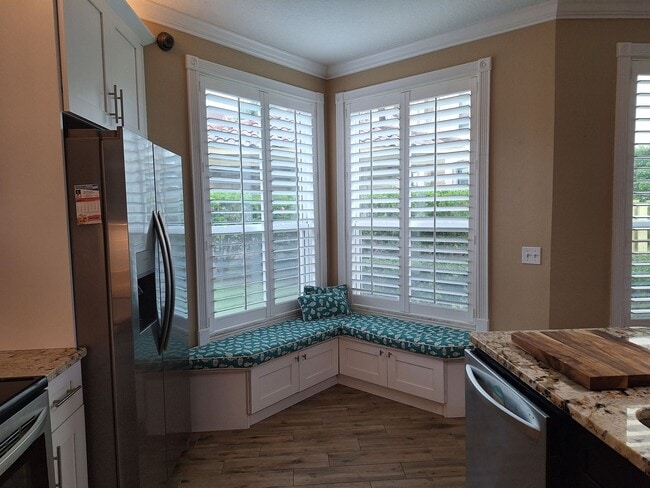 Building Photo - 3BR 2BA BOUCHELLE ISLAND GROUND FLOOR COND...